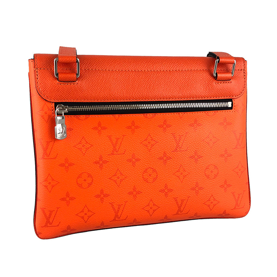 LOUIS VUITTON Shoulder Bag