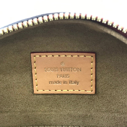 LOUIS VUITTON Shoulder Bag