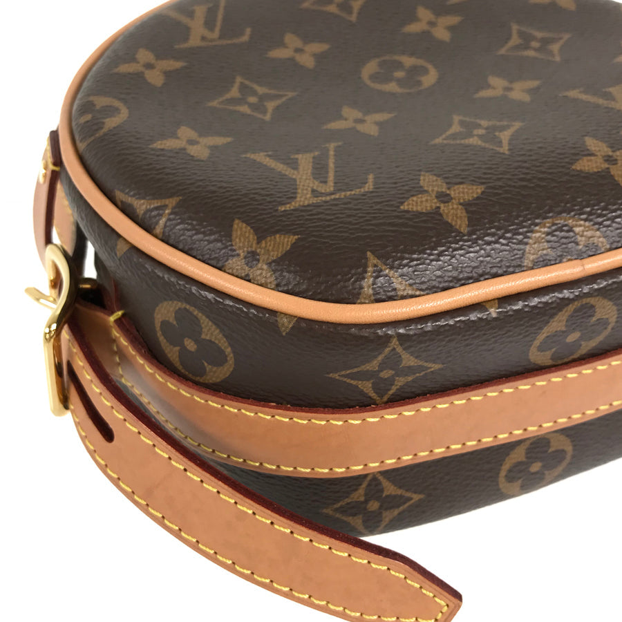 LOUIS VUITTON Shoulder Bag