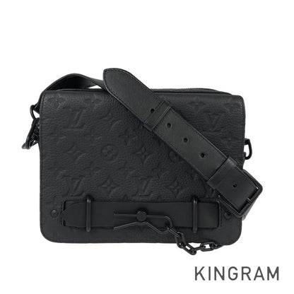 LOUIS VUITTON Shoulder Bag