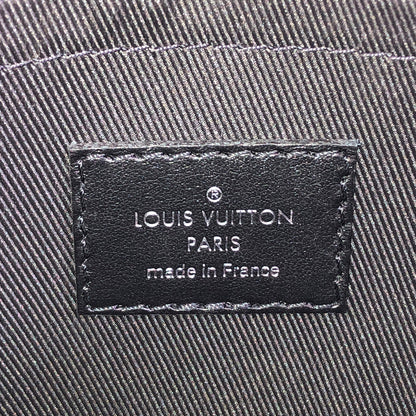 LOUIS VUITTON Shoulder Bag