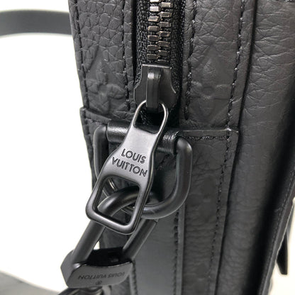 LOUIS VUITTON Shoulder Bag