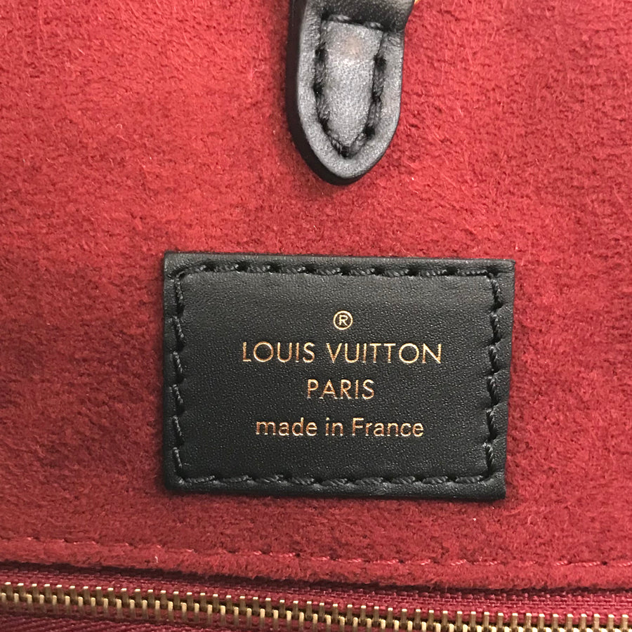 LOUIS VUITTON Tote Bag