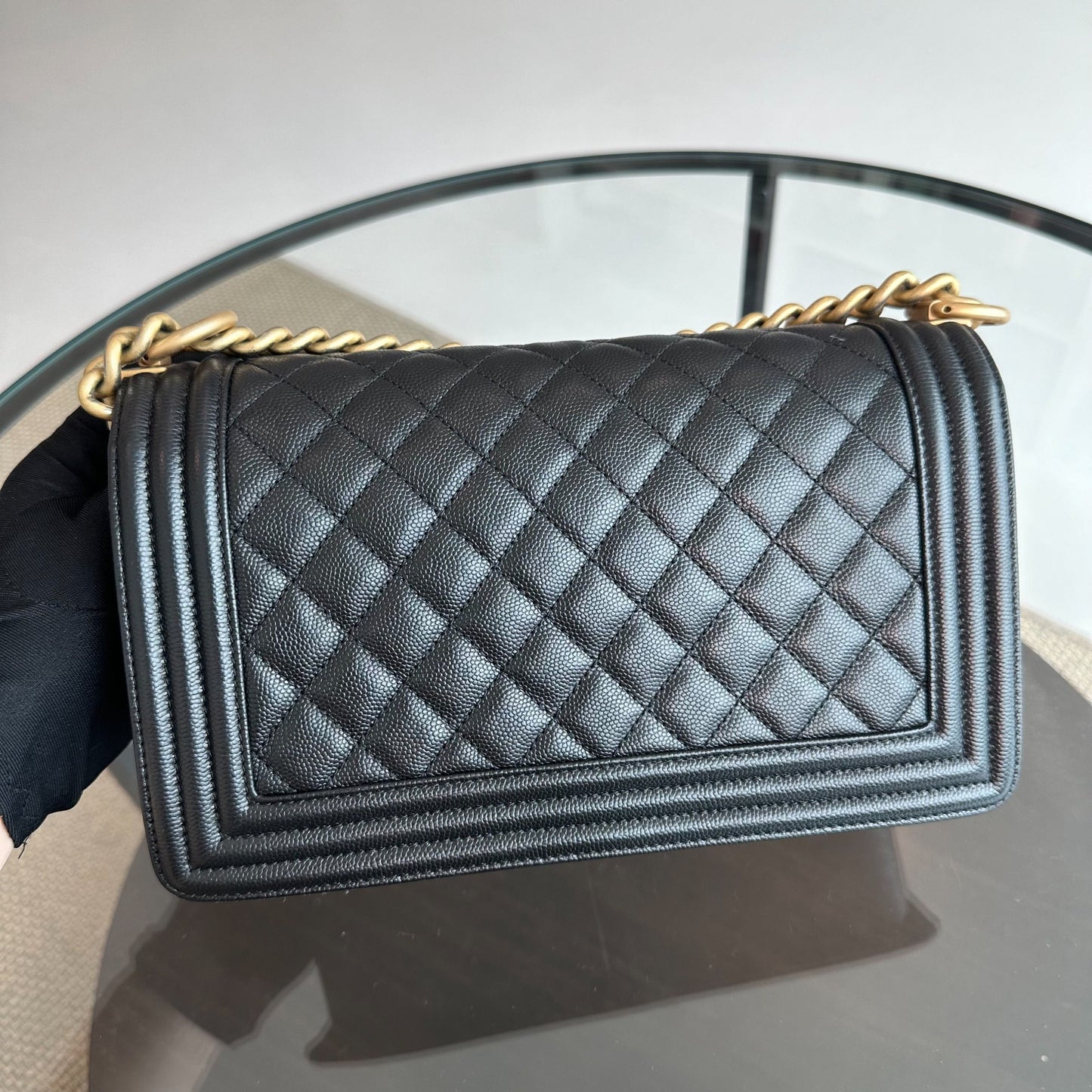 *Full Set, Caviar, Like New, Receipt* Boy Caviar Old Medium 25cm Quilted Leboy Black GHW No 25