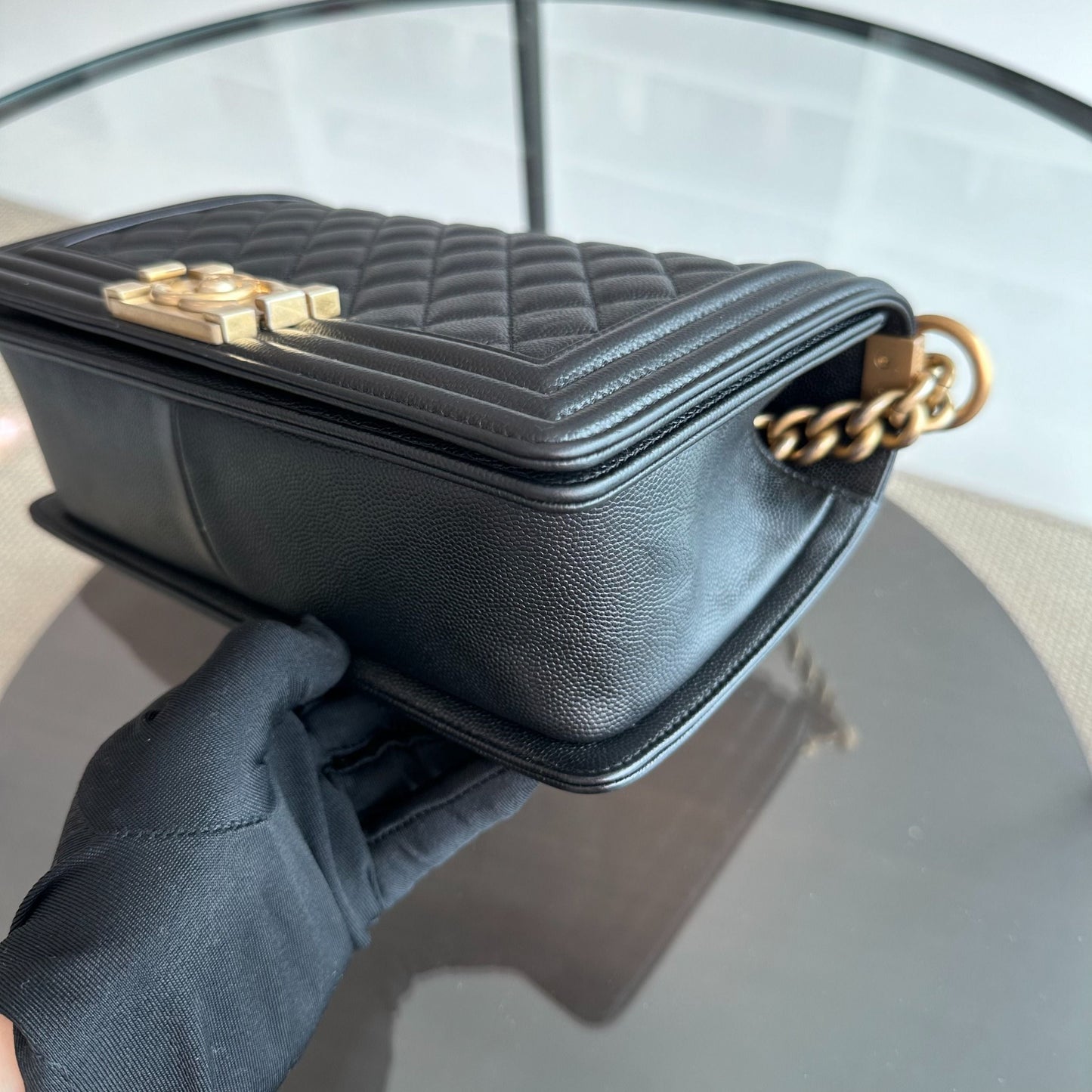 *Full Set, Caviar, Like New, Receipt* Boy Caviar Old Medium 25cm Quilted Leboy Black GHW No 25