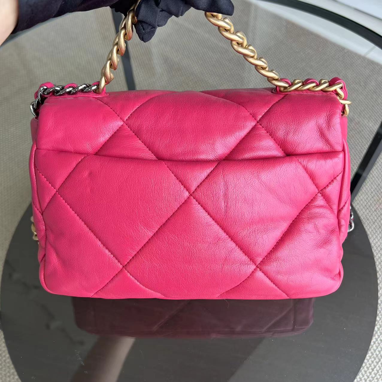 *Full Set, Receipt* 19bag C19 Goatskin Quilted Small Hot Pink Two-tone Hardware Series 29