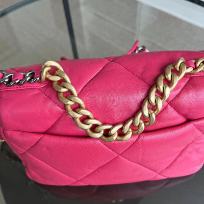 *Full Set, Receipt* 19bag C19 Goatskin Quilted Small Hot Pink Two-tone Hardware Series 29