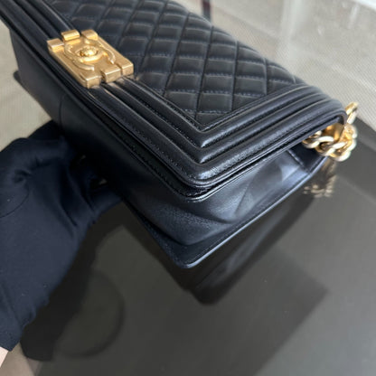 *Full set, Receipt* Boy Old Medium 25CM Lambskin Quilted Lambskin Black GHW No 22