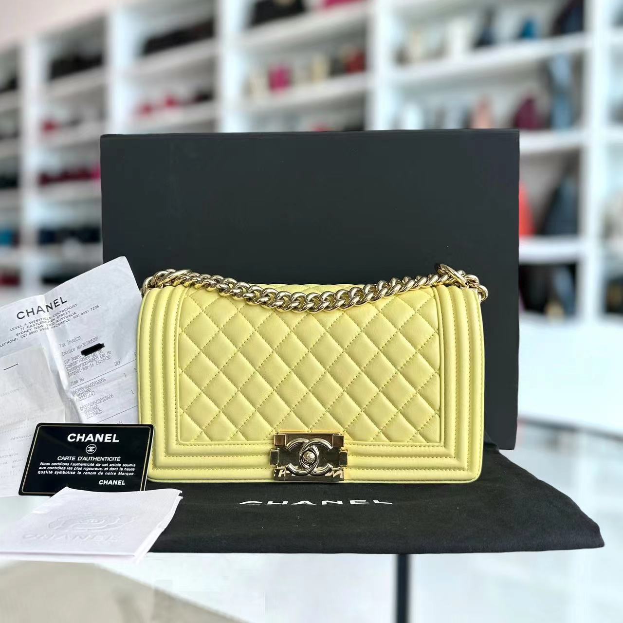 *Full Set Receipt* Boy Old Medium 25CM Quilted Calfskin Yellow Golden Hardware Series 22