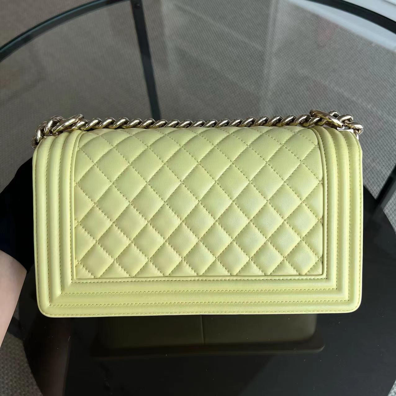 *Full Set Receipt* Boy Old Medium 25CM Quilted Calfskin Yellow Golden Hardware Series 22