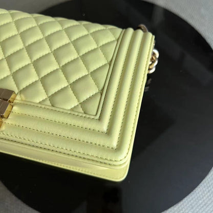 *Full Set Receipt* Boy Old Medium 25CM Quilted Calfskin Yellow Golden Hardware Series 22