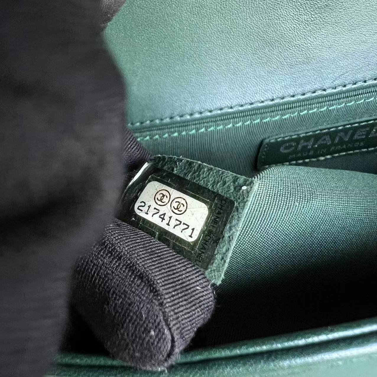 *Full Set, Receipt* Boy Old Medium 25CM Quilted Lambskin Dark Green Leboy Silver Hardware Series 21