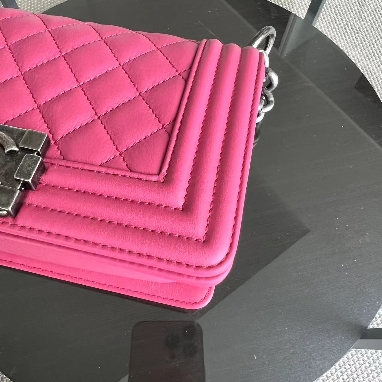 *Full Set, Receipt* Boy Small 20CM Quilted Calfskin Hot Pink RSHW No 26