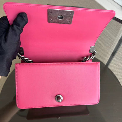 *Full Set, Receipt* Boy Small 20CM Quilted Calfskin Hot Pink RSHW No 26