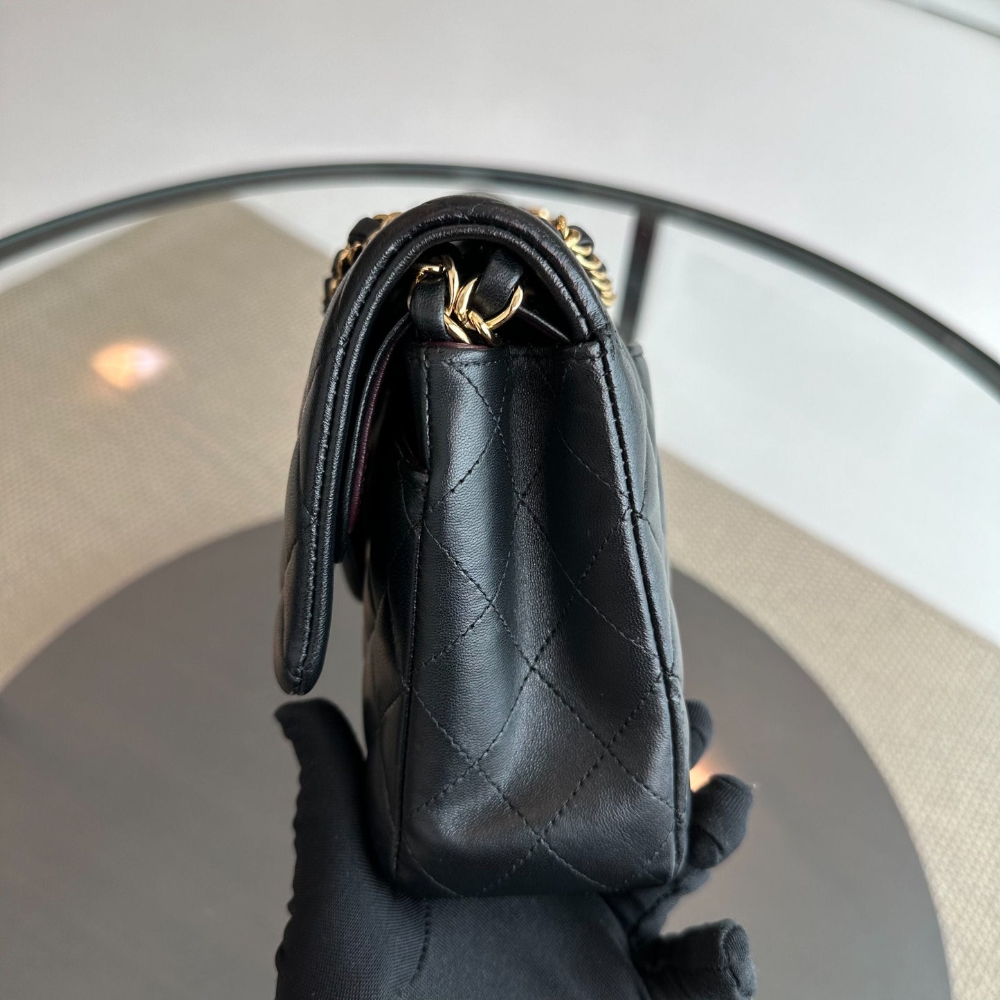 *Full Set, Receipt, No 28* Medium 25CM Lambskin Black GHW No 28