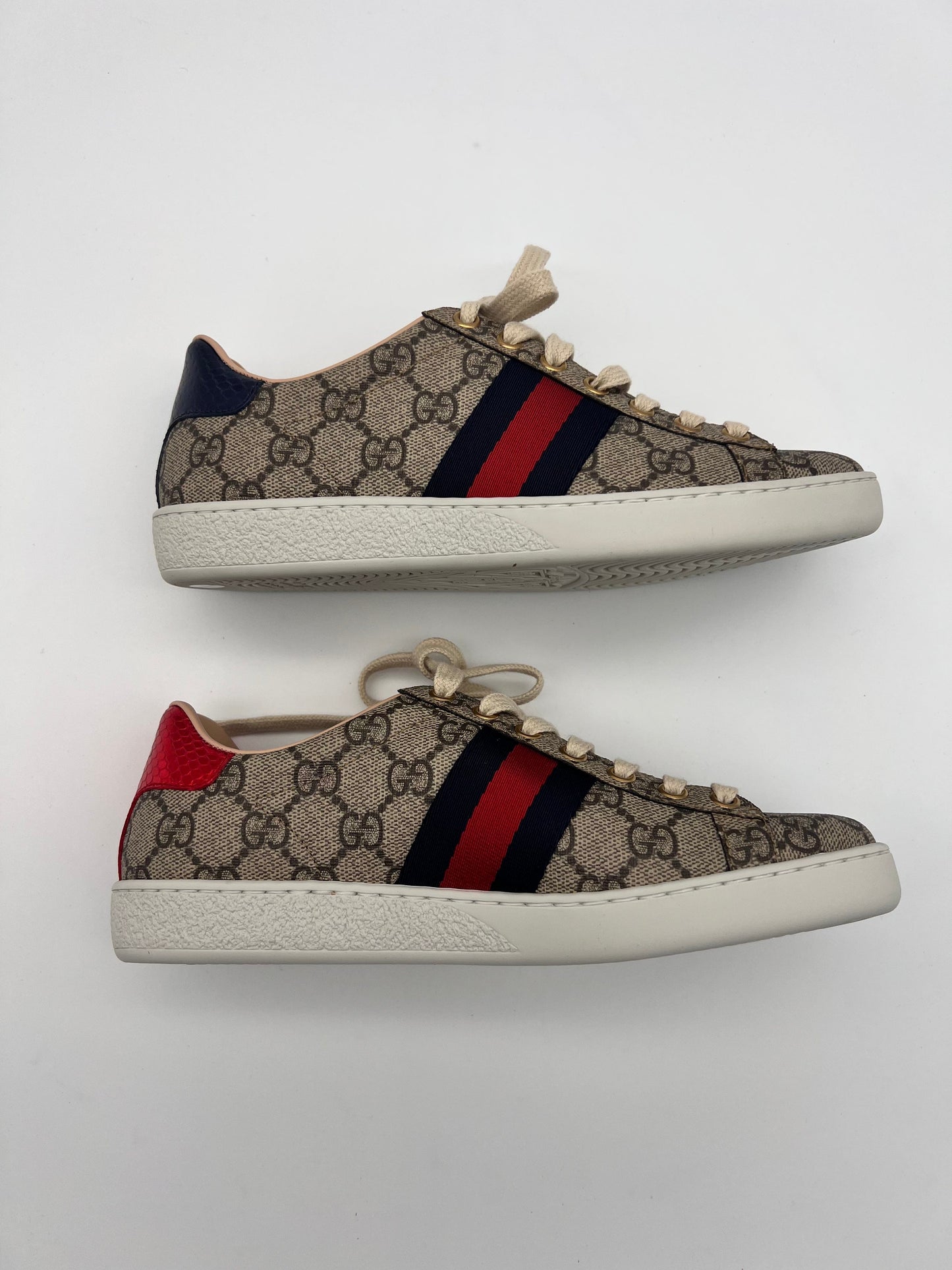 Gucci GG canvas Sneakers AGL2378