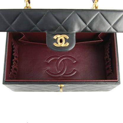 Chanel Vintage Matelasse Vanity Case Leather Handbag in Excellent condition