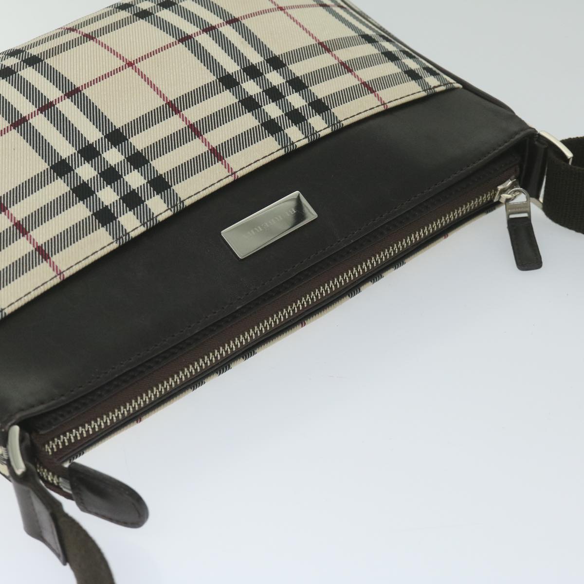 Burberry Nova Check Shoulder Bag Nylon Beige Auth hk954