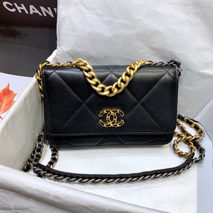 Chanel - Luxury Bag - CHL - 728