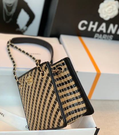 Chanel - Luxury Bag - CHL - 752