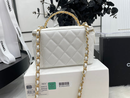 Chanel - Luxury Bag - CHL - 756