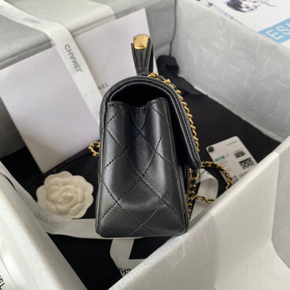 Chanel - Luxury Bag - CHL - 699