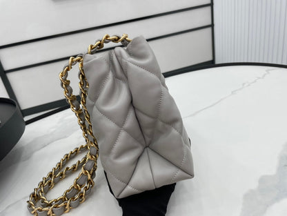 Chanel - Luxury Bag - CHL - 645