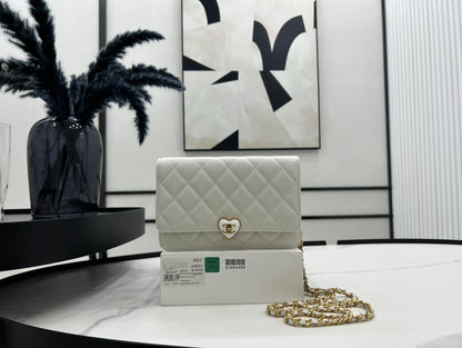 Chanel - Luxury Bag - CHL - 175