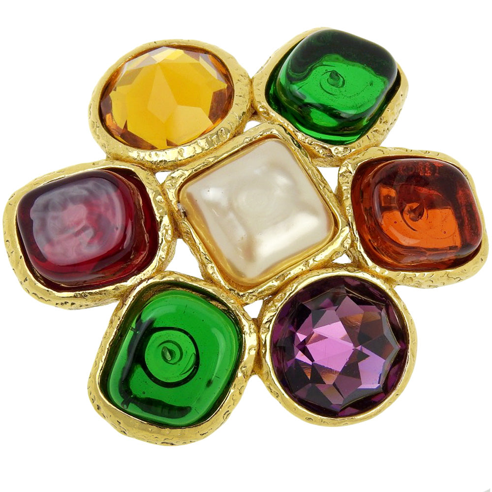 CHANEL Brooch Plated Gold gold Gripoa Women Used