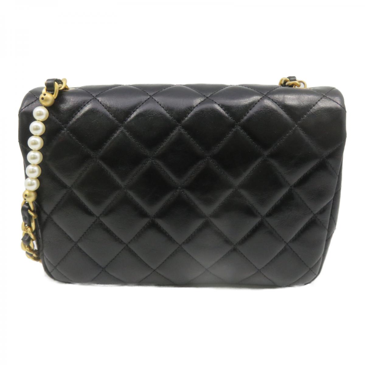 Chanel Flap Bag With Pearl CC And Chain