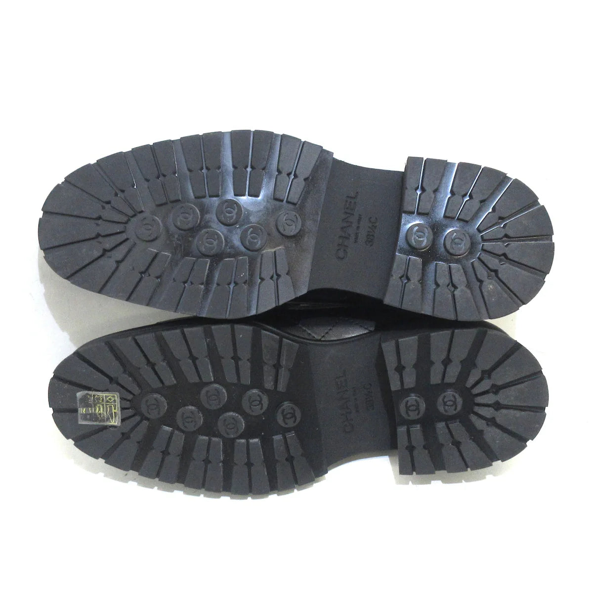 Chanel Black cc loafers, size 38,5