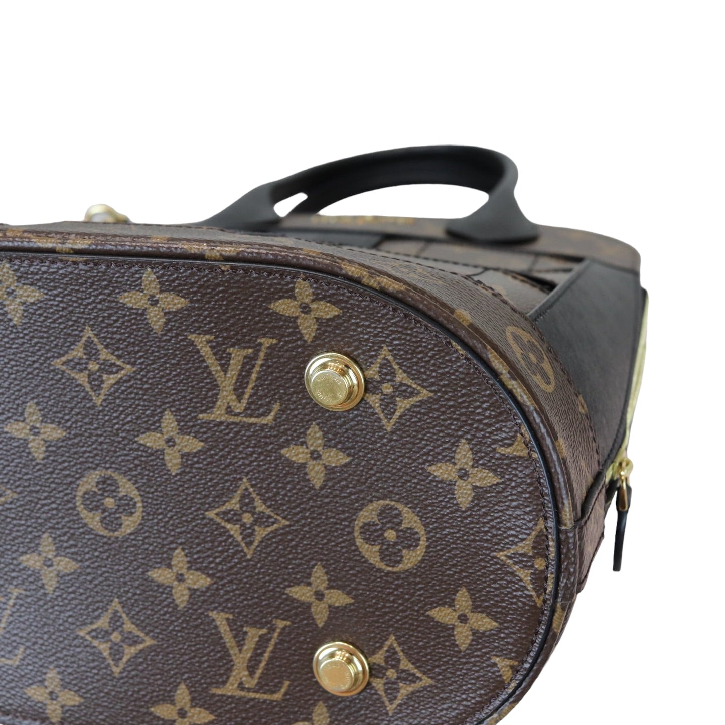 Louis-Vuitton Monogram Tressage MM GHW