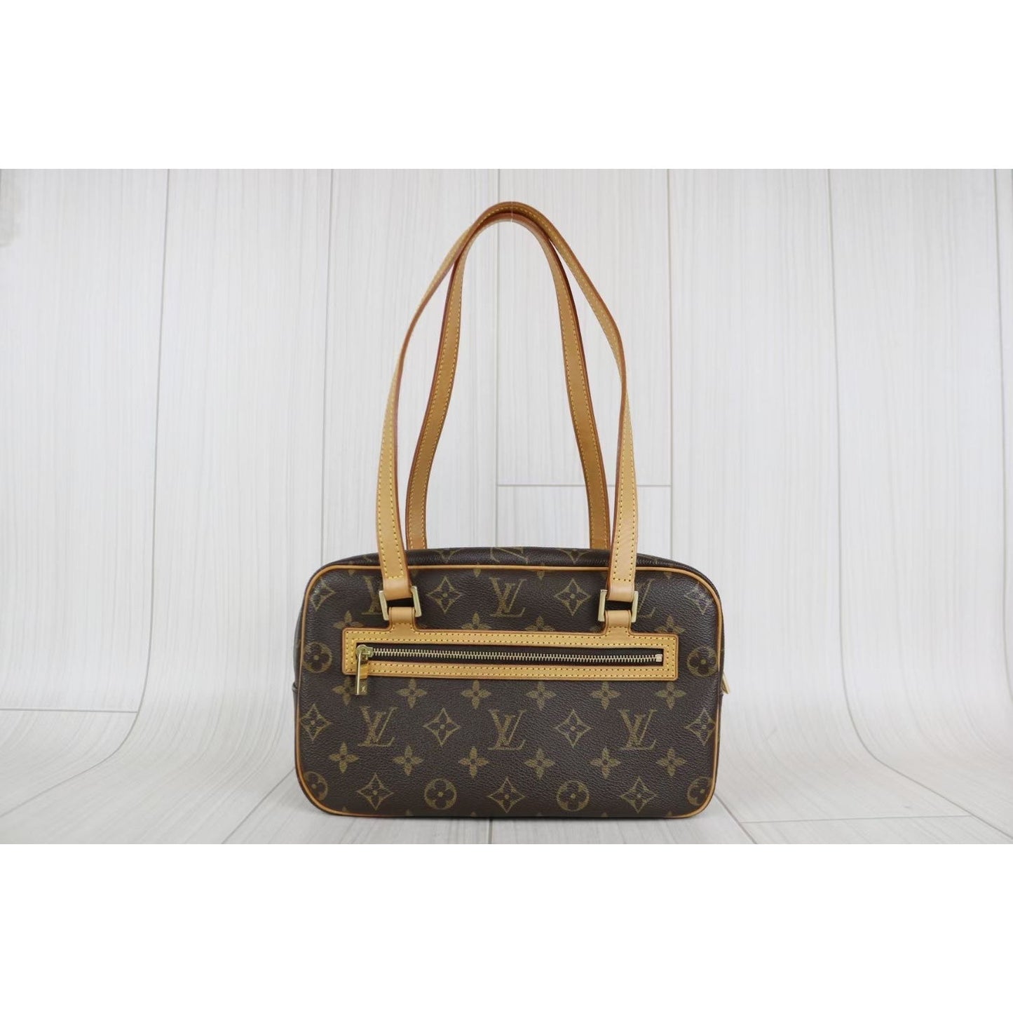 Rank A ｜ LV Monogram Cite MM Shoulder Bag｜031707