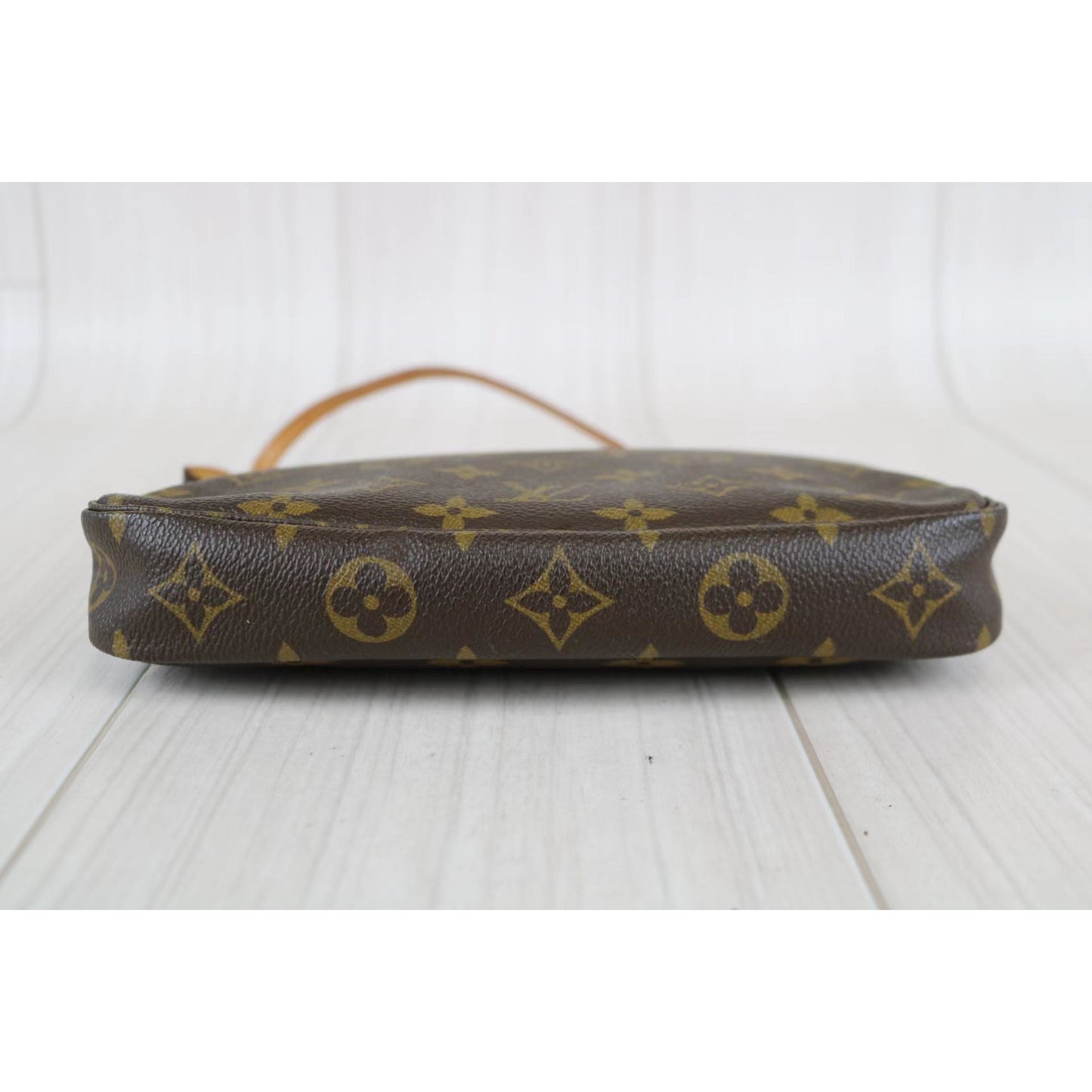 Rank A ｜ LV Monogram Pochette Accessoires ｜061808