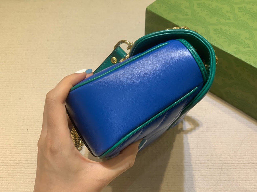 Gucci GG Marmont Small Shoulder Bag