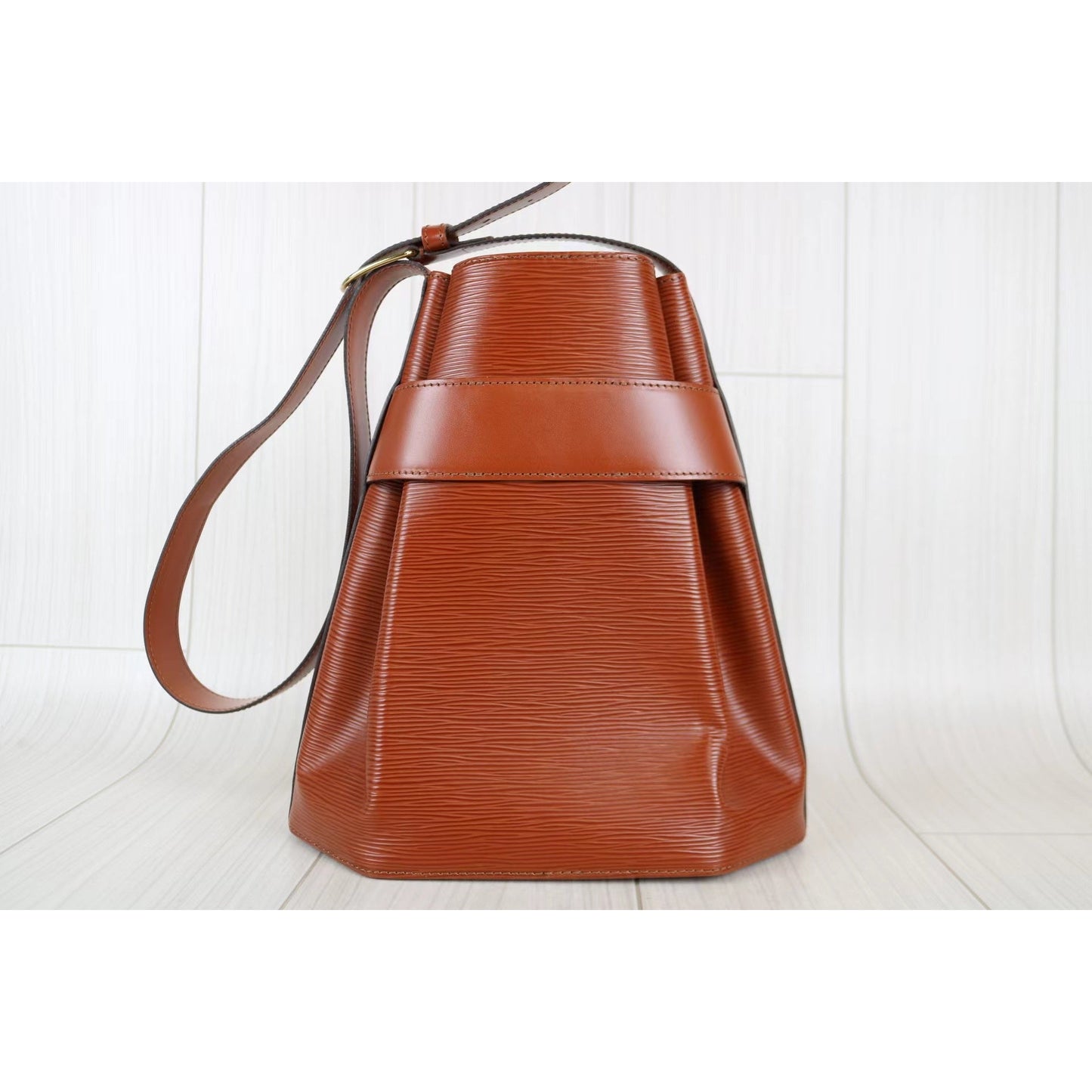 Rank A ｜ LV Epi Shoulder Bag｜062109