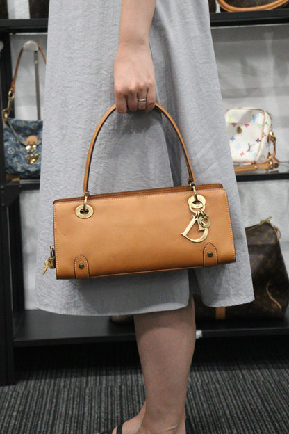 Rank A ｜ Dior Vintage Calf Leather HandBag ｜V23071411