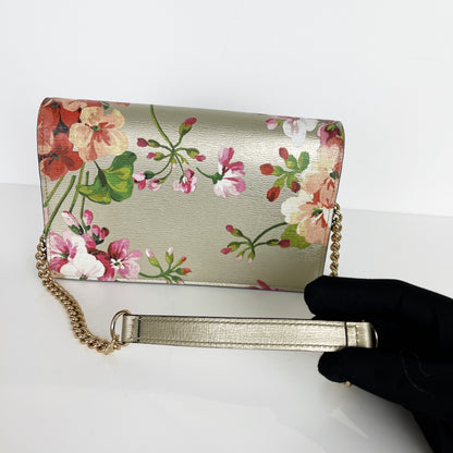 Gucci Blooms Wallet Chain Shoulder Bag Gold