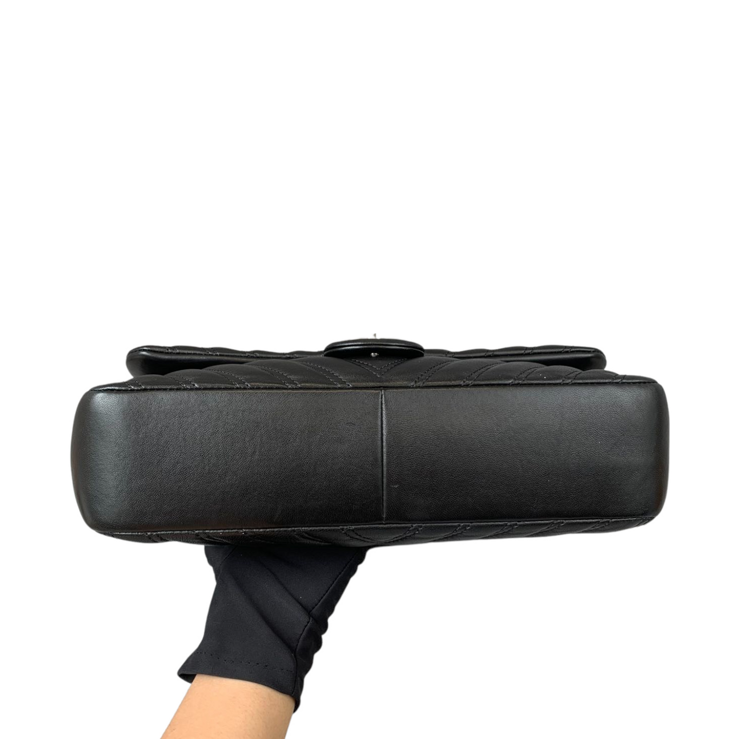 Medium Chevron Leather Flap Black SHW