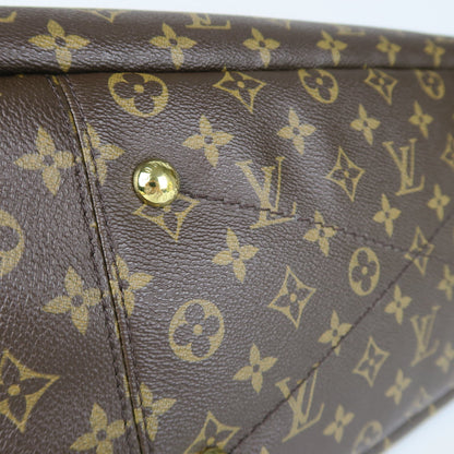 Louis-Vuitton Monogram Artsy MM