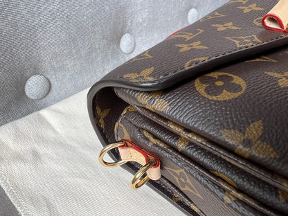 Louis Vuitton Pochette Metis East West Monogram (RRP £2,070)