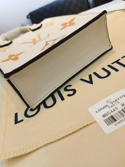 Louis Vuitton Petit Sac Plat Bag