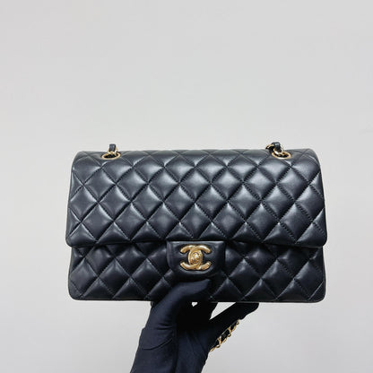 Classic Flap Medium Lambskin Black GHW