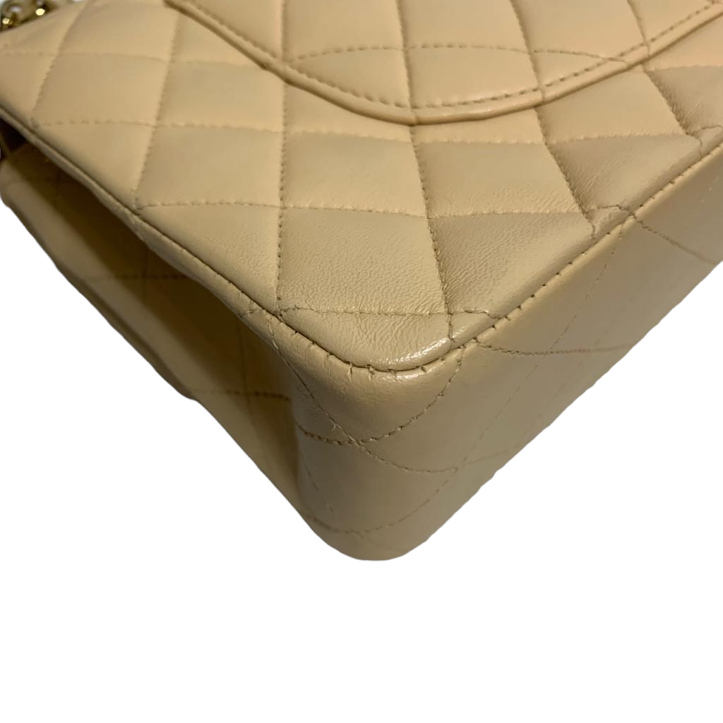 Classic Flap Medium Lambskin Beige GHW