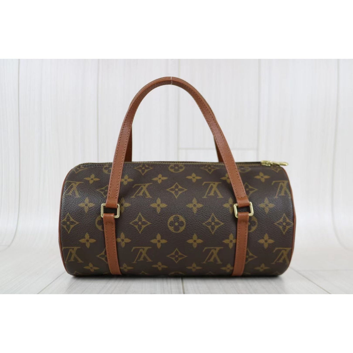 Rank A ｜ LV Monogram Papillon 26 Handbag ｜030114