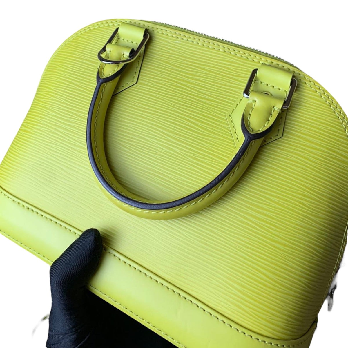 Louis-Vuitton Alma BB Epi Yellow SHW