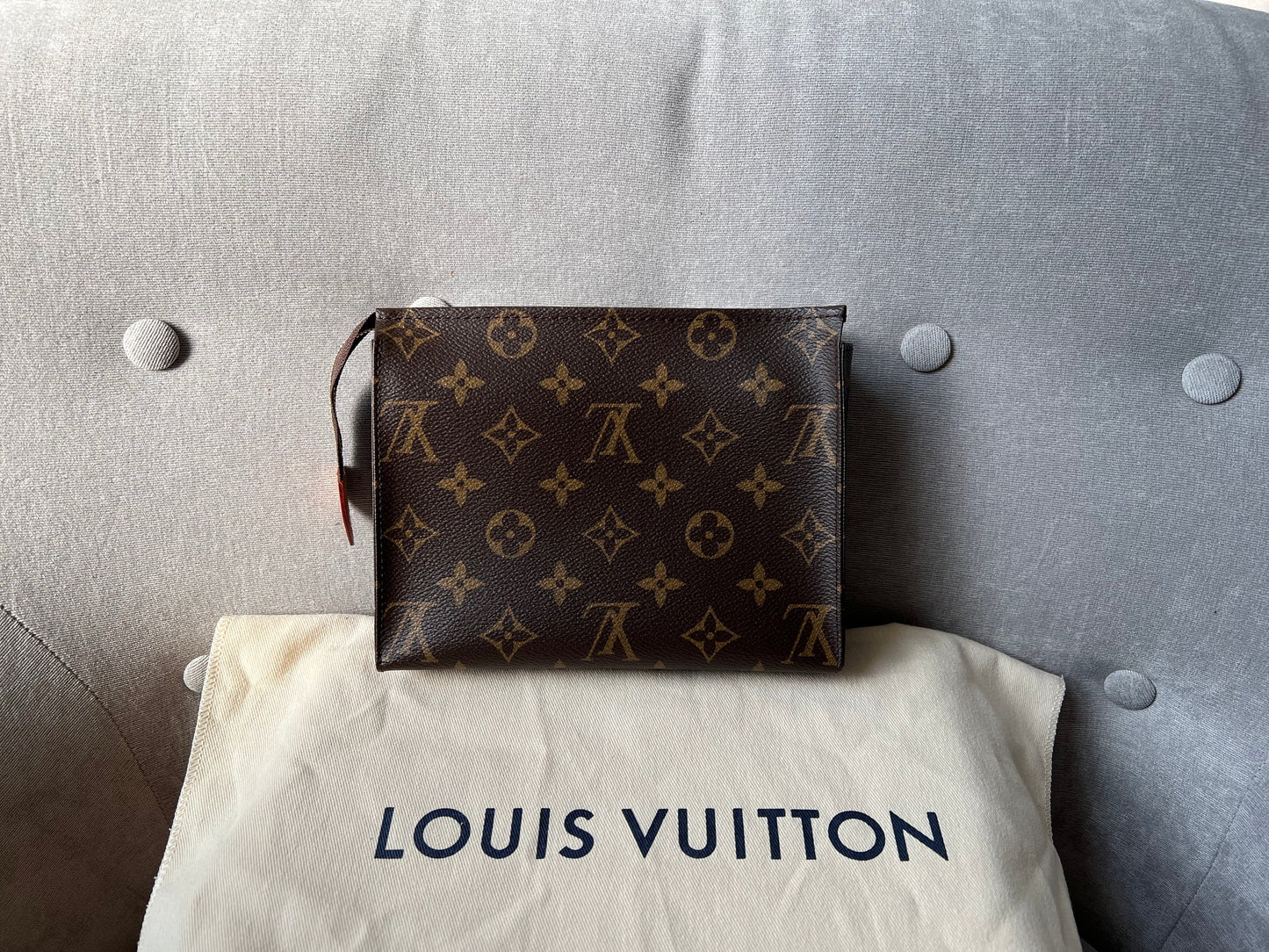 Louis Vuitton Toiletry Pouch 19 Monogram