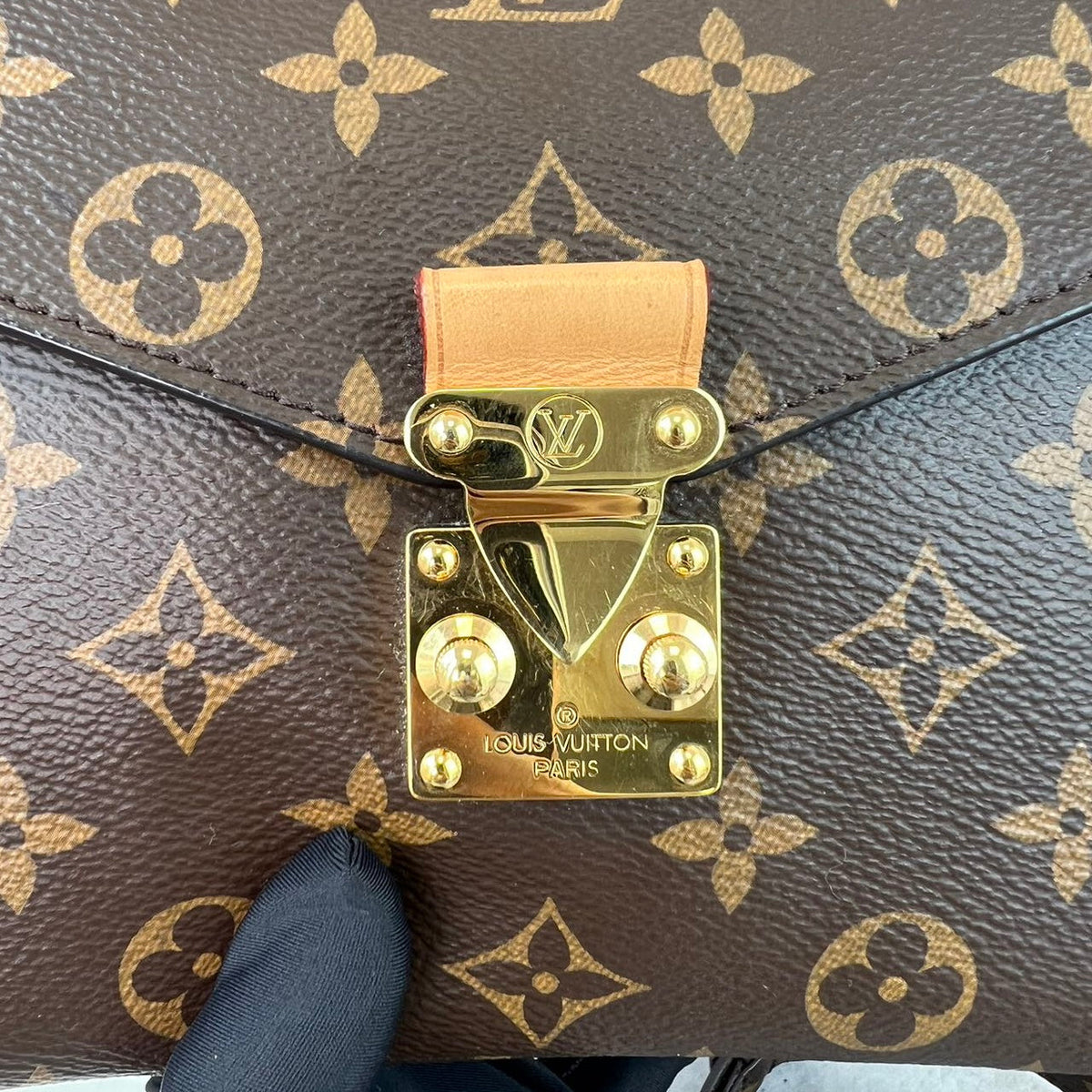 Louis-Vuitton Monogram Pochette Métis Brown GHW