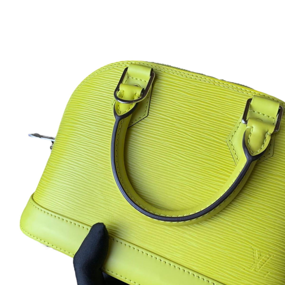 Louis-Vuitton Alma BB Epi Yellow SHW