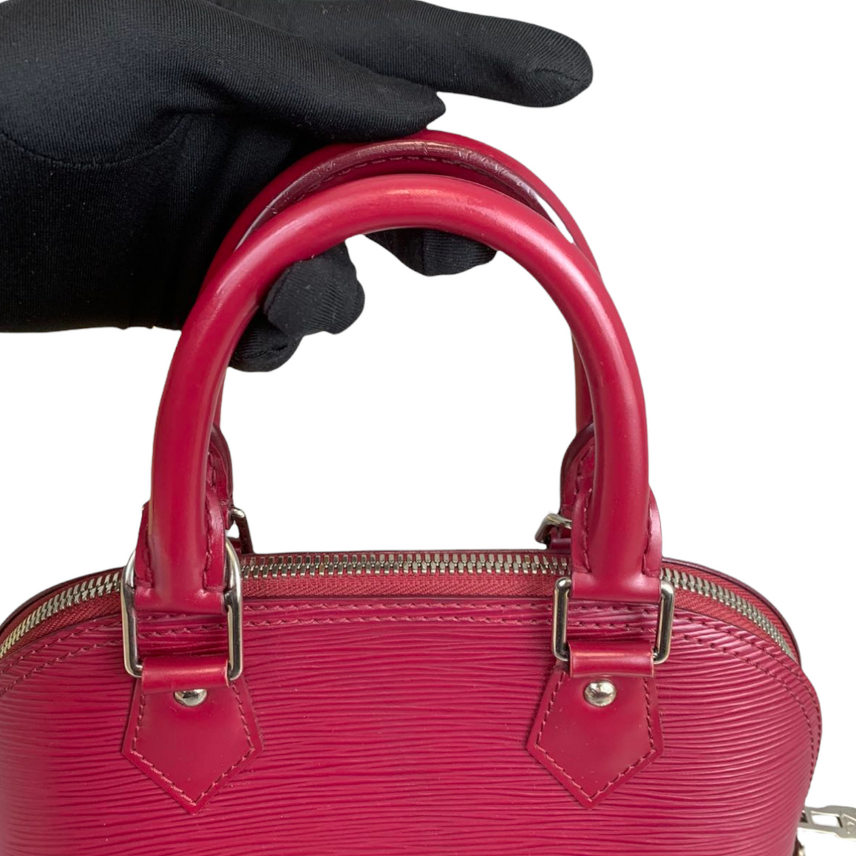 Louis-Vuitton Alma BB Epi Leather Red SHW